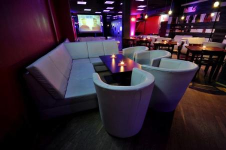 Prominent The Original Lounge Bar