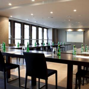 Hotel NH Poznań